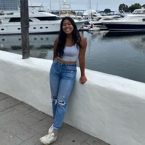 Meet your Posher, Gail